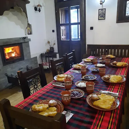 Πανσιόν чолаковата къща 3*