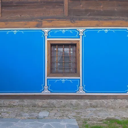 чолаковата къща Guest house 3*