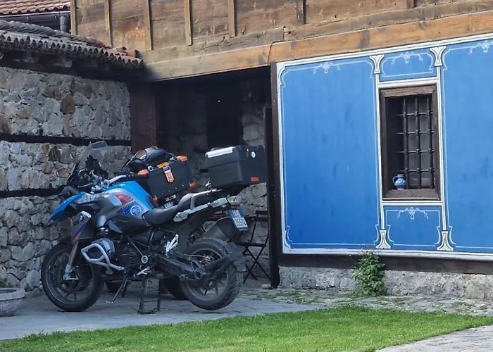 Gasthof чолаковата къща 3*