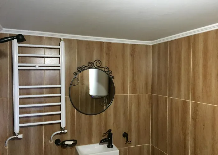 чолаковата къща 3*