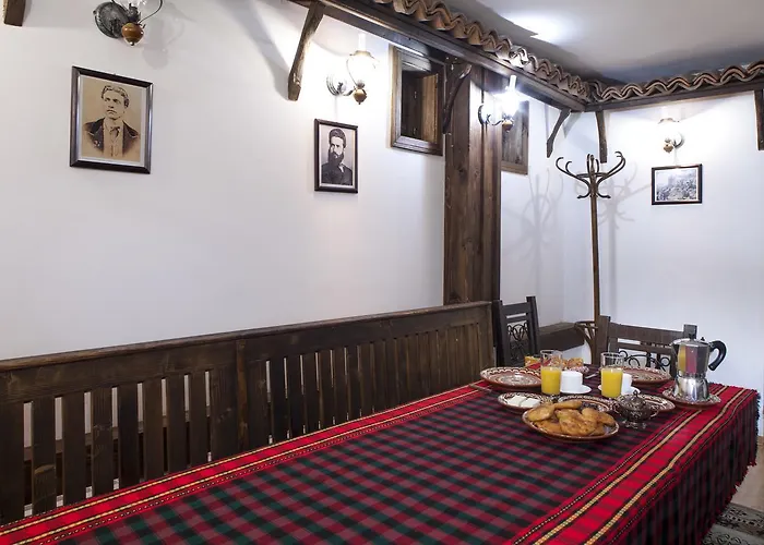 чолаковата къща 3*