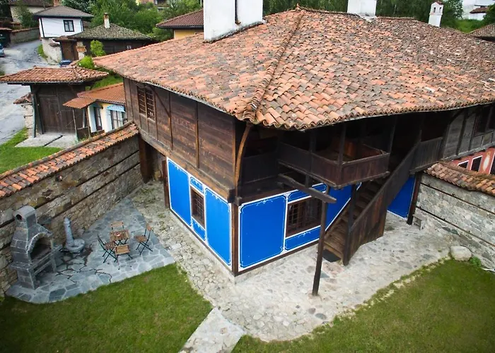 Gasthof чолаковата къща 3*